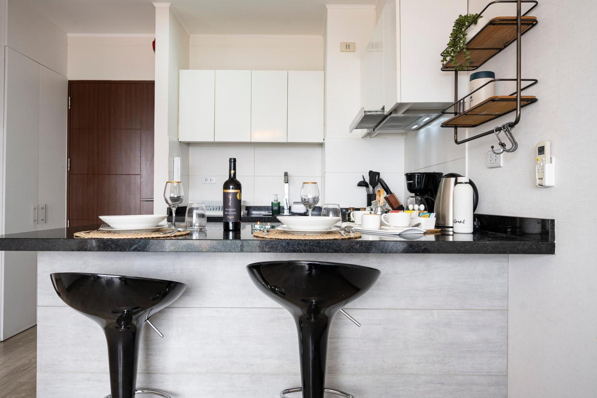 Connect Apartment By Vibrant Lima Bagian luar foto