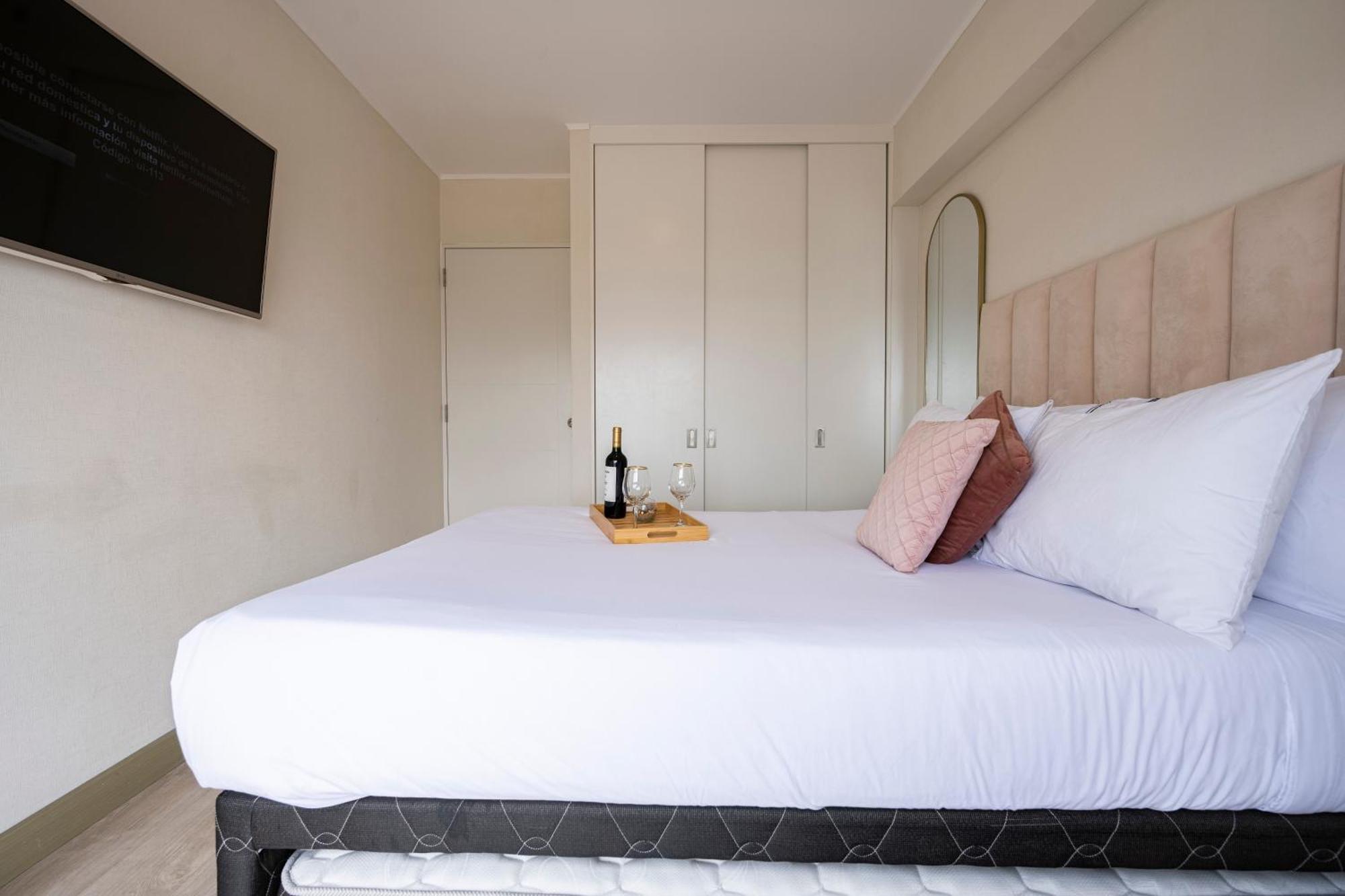 Connect Apartment By Vibrant Lima Bagian luar foto