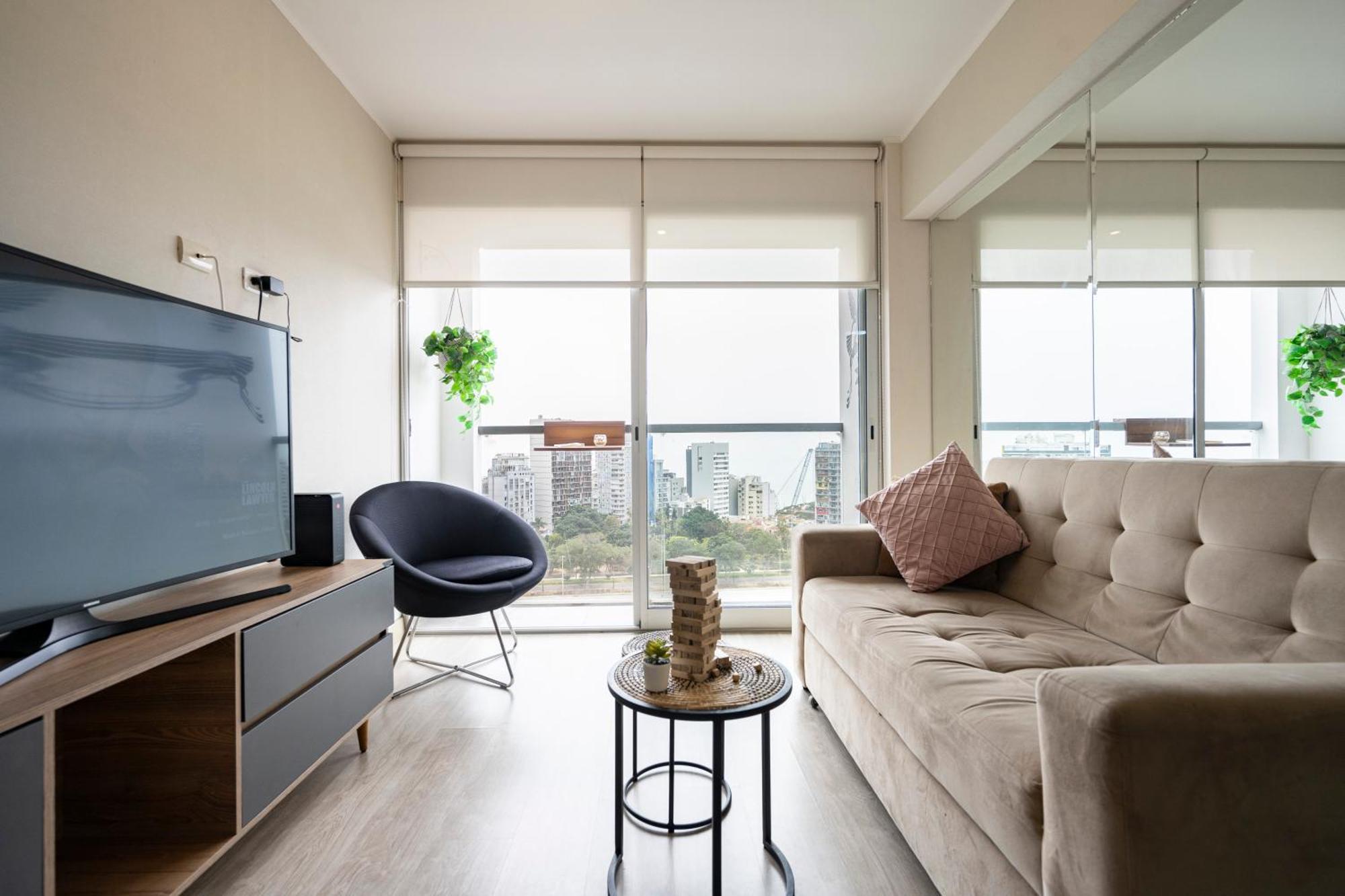 Connect Apartment By Vibrant Lima Bagian luar foto
