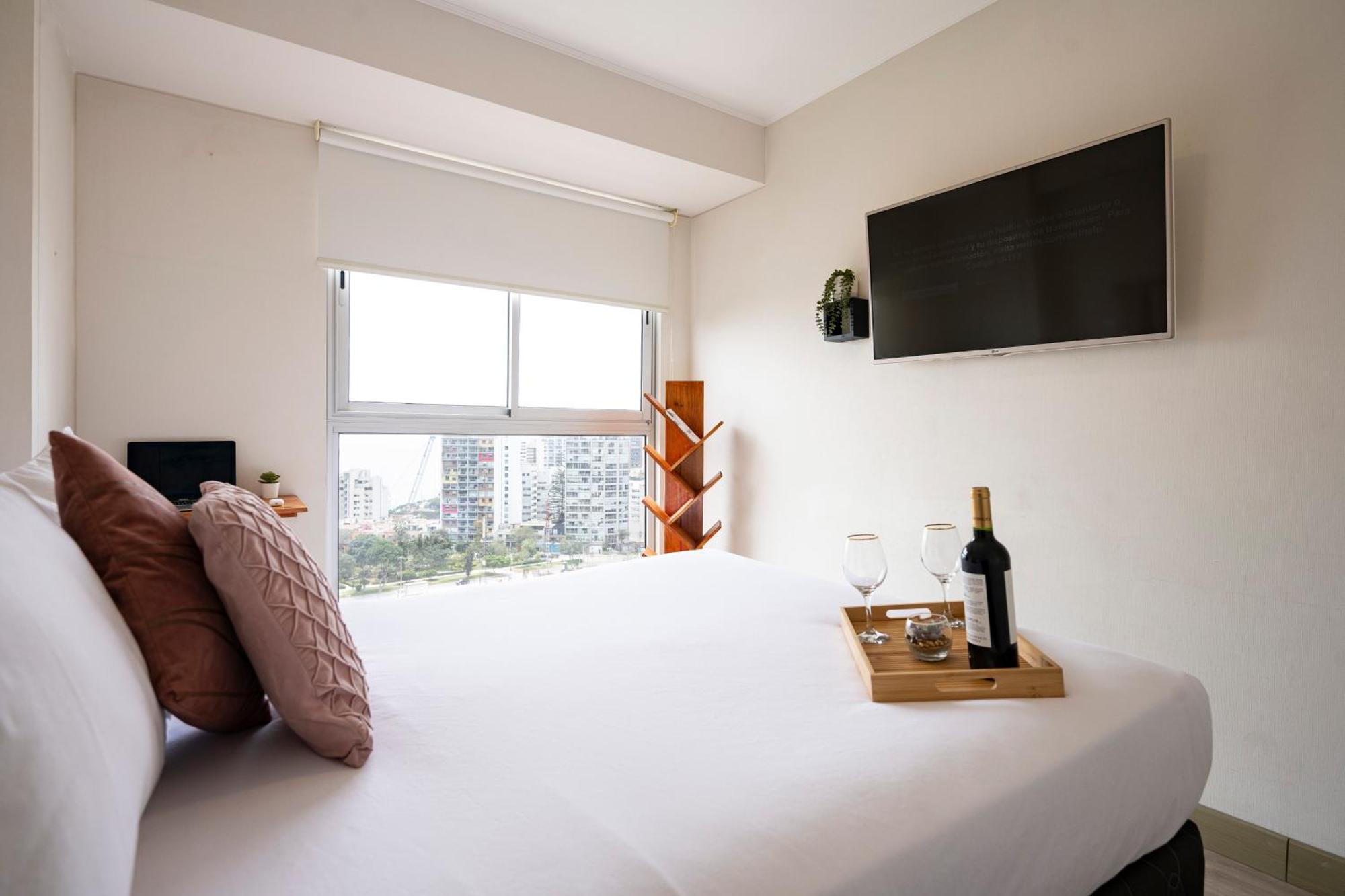 Connect Apartment By Vibrant Lima Bagian luar foto