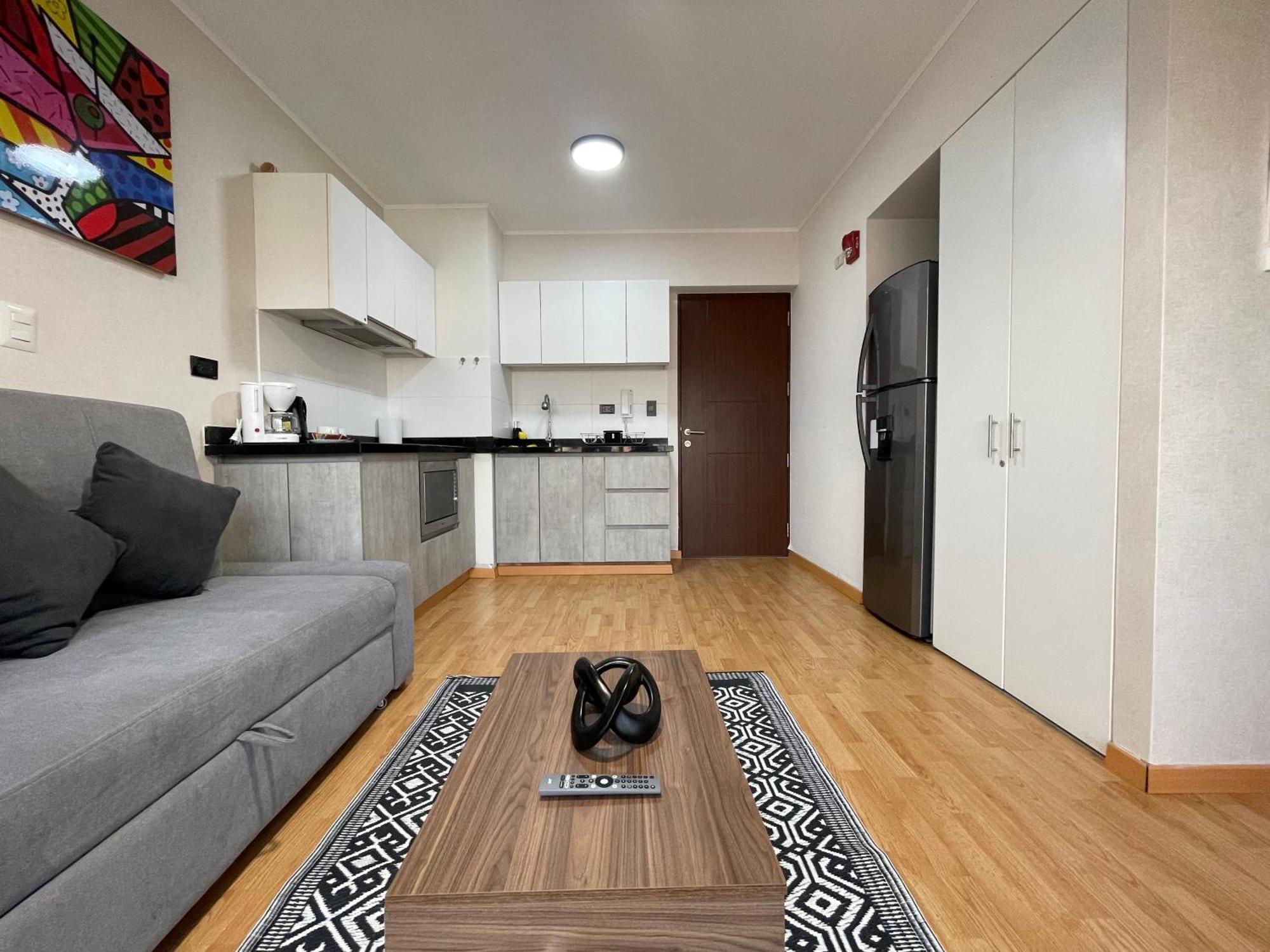 Connect Apartment By Vibrant Lima Bagian luar foto