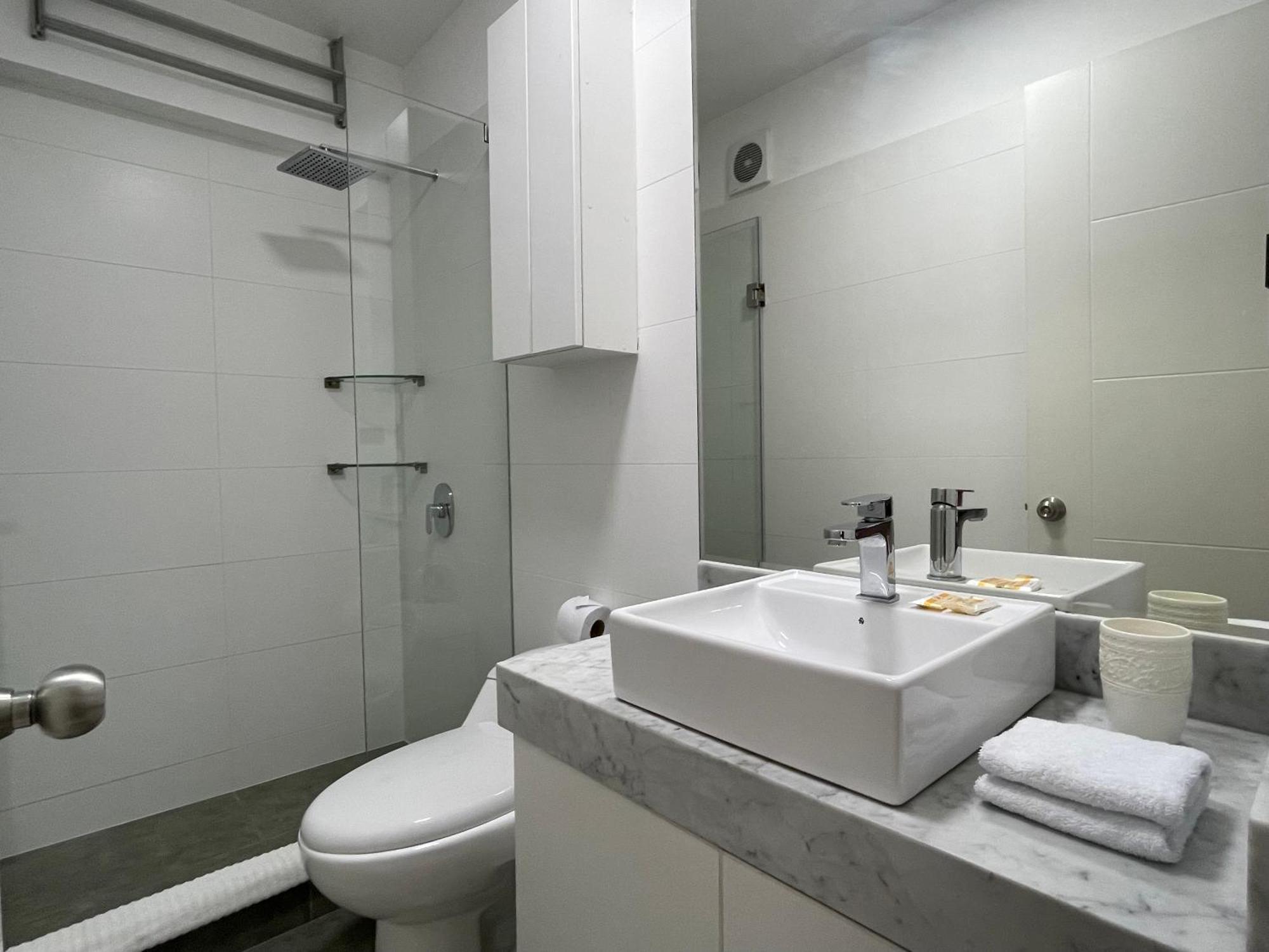 Connect Apartment By Vibrant Lima Bagian luar foto